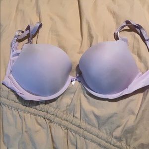 New w/o tags Victoria’s Secret push-up bra 34C
